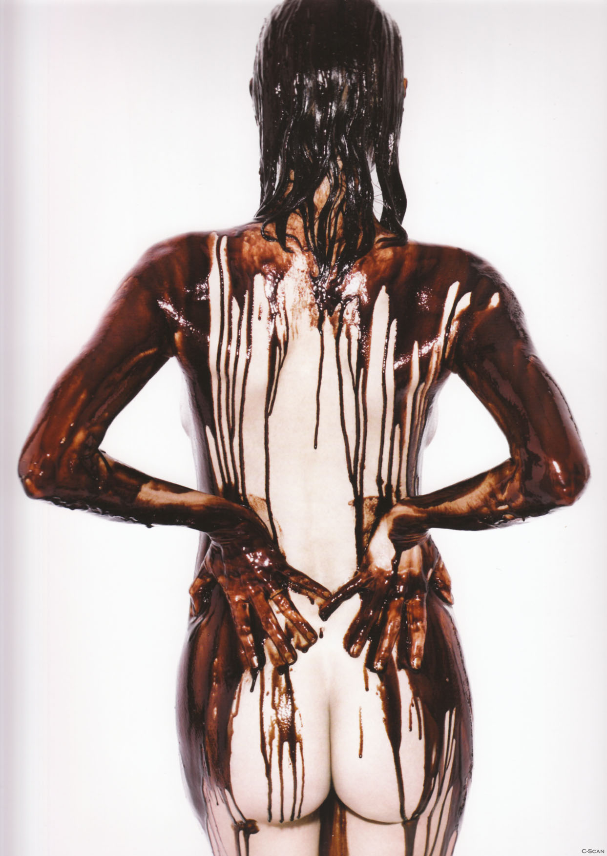 heidi-klum-nude-chocolate-heidilicious-rankin-04